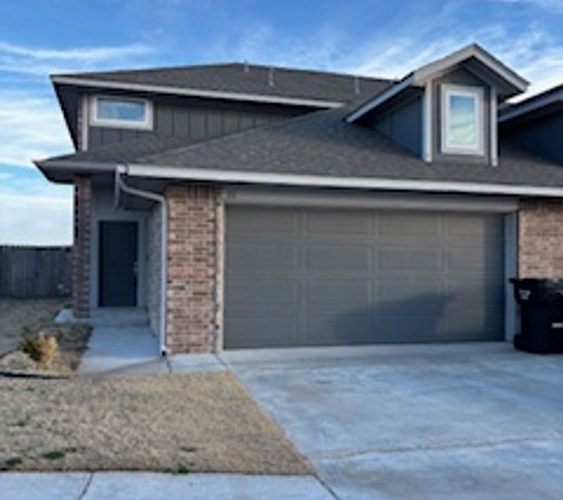 1st image of 3900 Central Park Dr #111