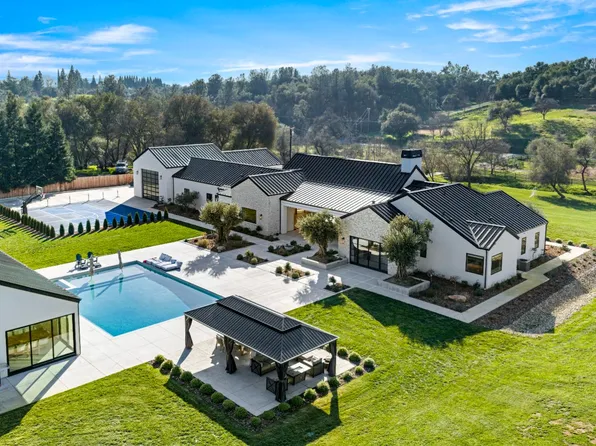 2735 Rattlesnake Rd, Newcastle, CA 95658