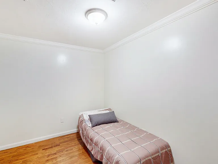 712 Shawmut Ave #1 — Photo 12