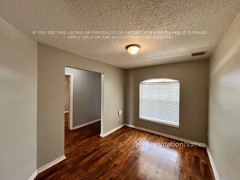 1080 SW McCoy Ave — Photo 15