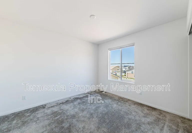 1816 Tapaderos St — Photo 13
