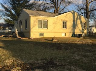 12 Josephine Dr, Decatur, IL 62526