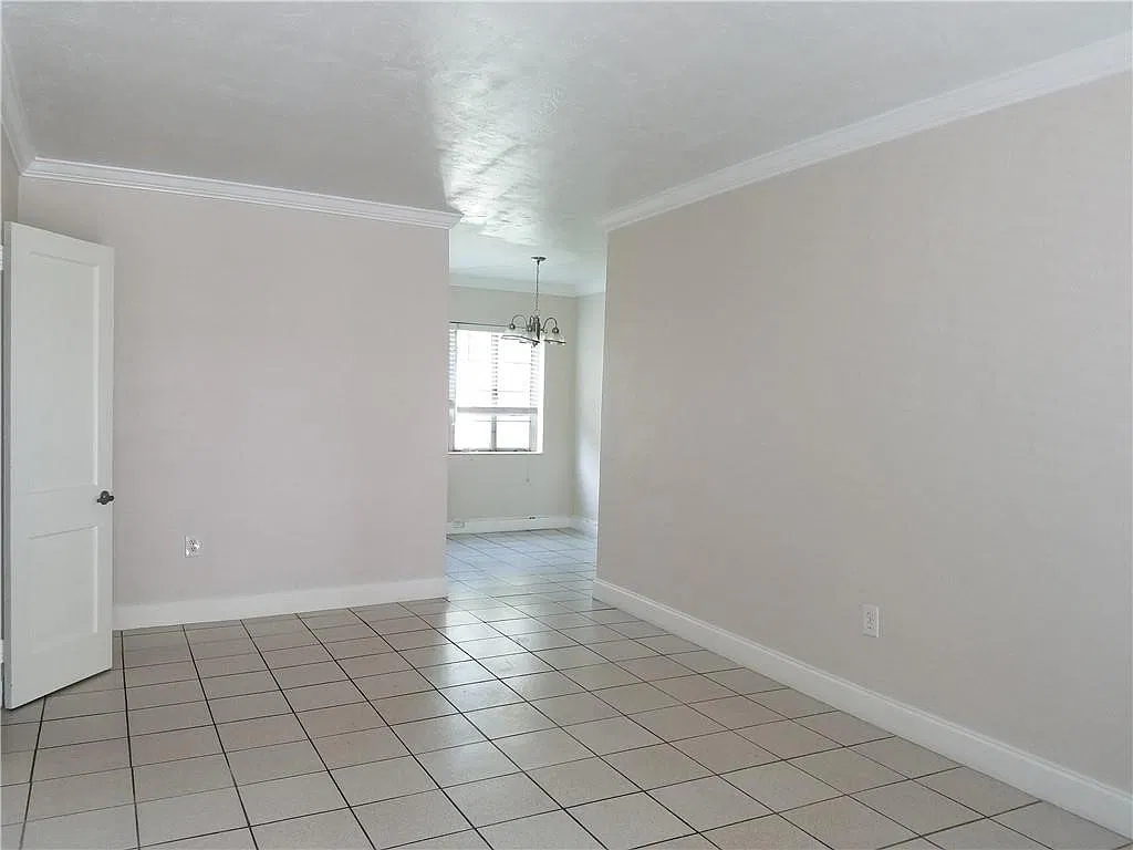 1 bed, 1.0 bath, 600 sqft, $1,695 — Photo 3