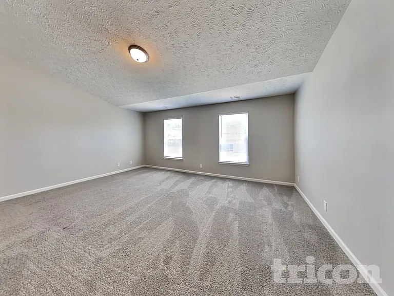 1702 Jaques Dr — Photo 6