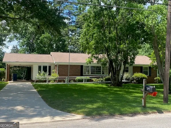 719 N 18th St, Lanett, AL 36863