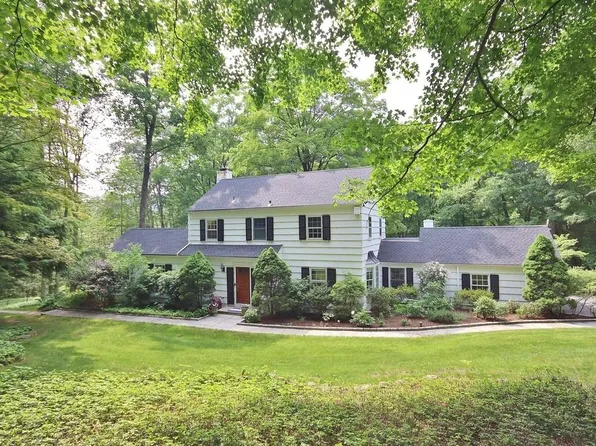 2 West Way, Chappaqua, NY 10514