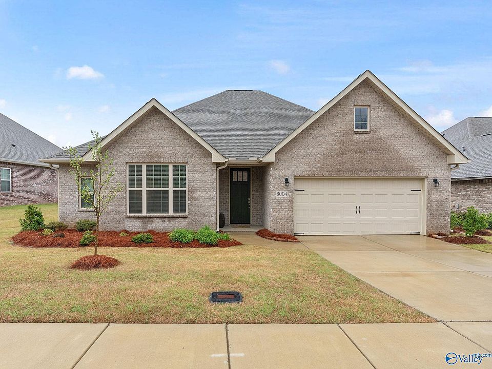 1st image of 3004 Crystal Creek Dr