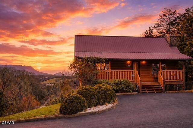 1st image of 1543 Rainbow Ridge Way