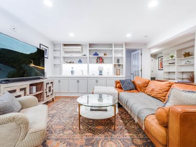 281 4th St APT 1, Jersey City, NJ, 07302