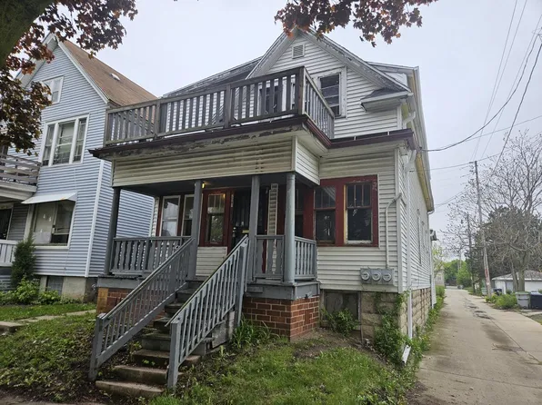 2561 North 22nd STREET, Milwaukee, WI 53206