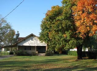 321 W Cherokee St, South West City, MO 64863