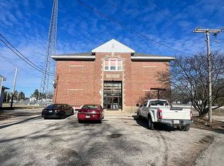 425 N Church St, Dalton City, IL 61925