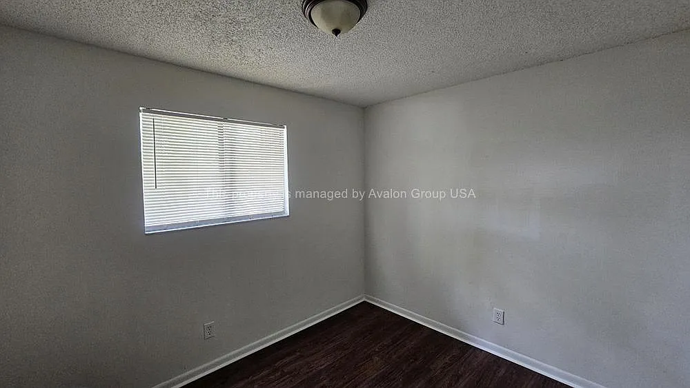 2 bed, 729 sqft, $925 — Photo 4