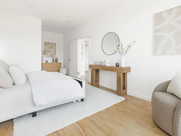 346 Congress St #703 — Photo 23