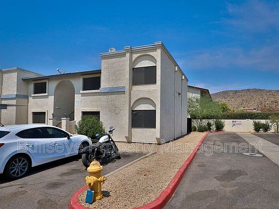 2nd image of 1540 W Mercer Ln APT 4