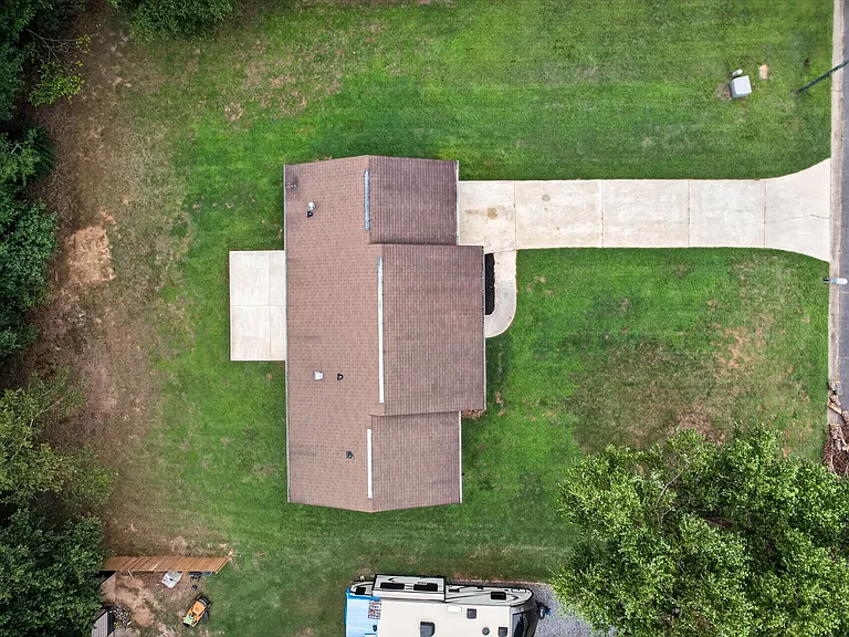 912 Kearney Dr — Photo 38