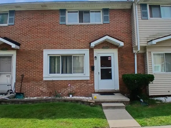 25934 Jeanette Ct #4, Roseville, MI 48066