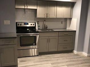 3330 Country Club Rd, Bronx, NY 10465