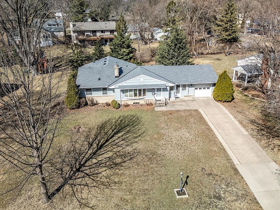 1st image of 2021 Kenwood Dr E