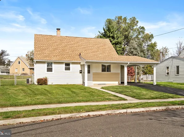 18 Albemarle Rd, Hamilton, NJ 08690