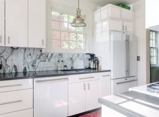 2331 N Wakefield St, Arlington, VA 22207