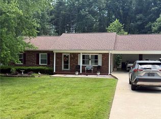 128 Hickory Hollow Rd, North Wilkesboro, NC 28659