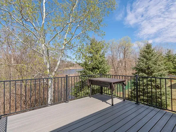 1472 16th Ave SE, Cambridge, MN 55008