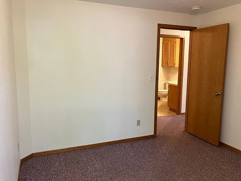 1325 Elser Dr SE — Photo 20