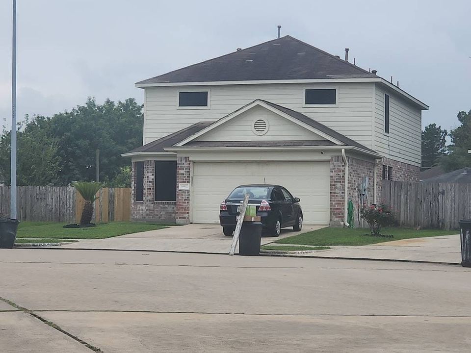 2nd image of 14832 Peachmeadow Ln