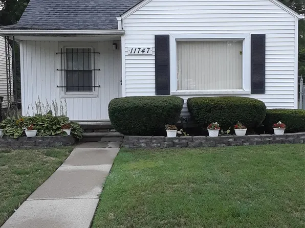 11747 W Outer Dr, Detroit, MI 48223
