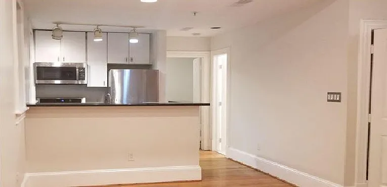 1807 California St NW #106 — Photo 9