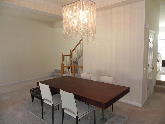 4th image of 6112 Manchester Park Cir
