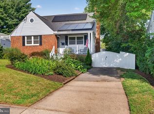 4 Cedar Ave, Gaithersburg, MD 20877