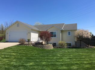 1431 Meadowview St SW, Wyoming, MI 49509