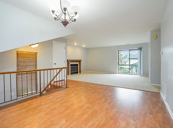 3rd image of 525 Mallard Ct