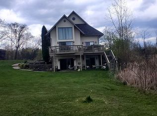 1697 N Hughes Rd, Howell, MI 48843