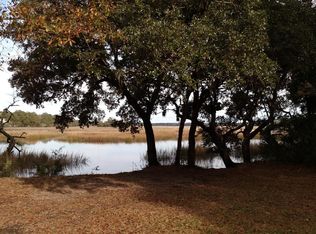 1296 Eden Rd, Awendaw, SC 29429