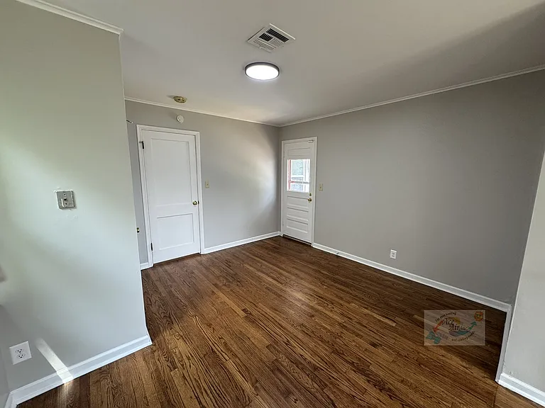4736 E 5th Pl — Photo 13