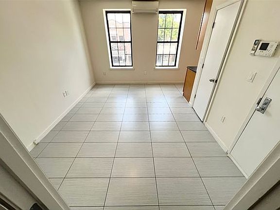 4th image of 36-06 Ditmars Blvd #2A