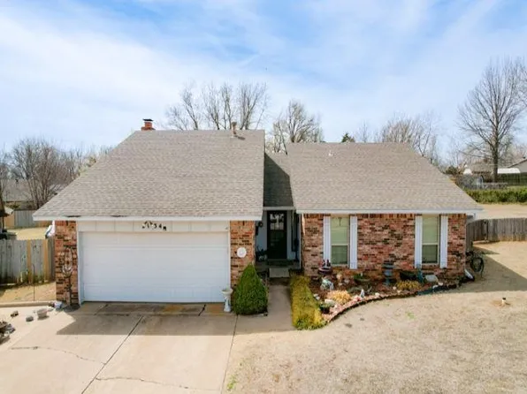 2134 Berkshire Dr, Ponca City, OK 74604