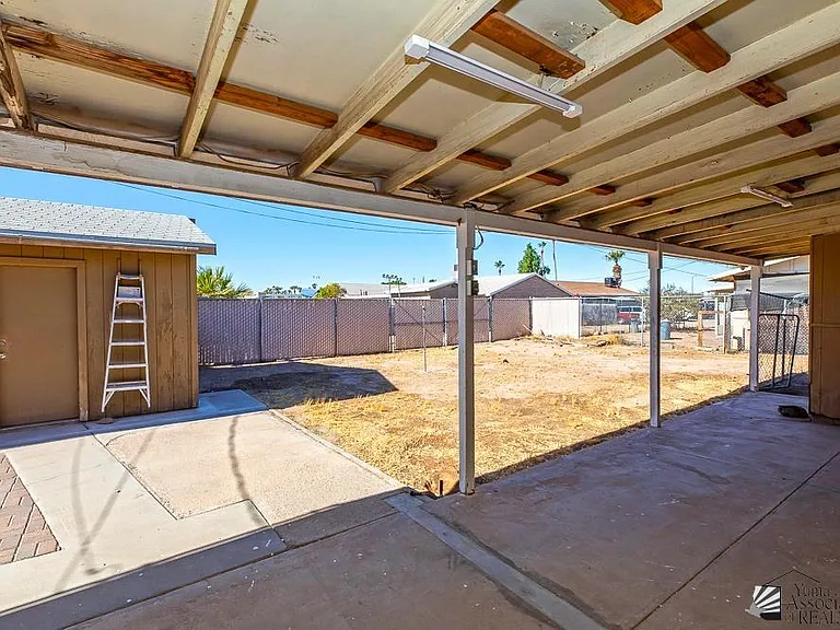 2662 S Madison Ave — Photo 19