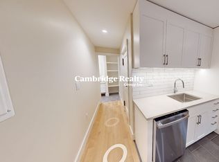 11 Story St #32T, Cambridge, MA 02138
