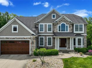 1134 Willow Bend Dr, Medina, OH