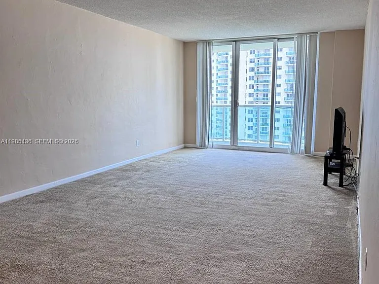 19380 Collins Ave #910 — Photo 6