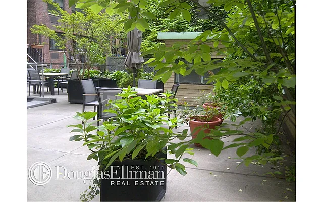 Sold by Douglas Elliman | media 10