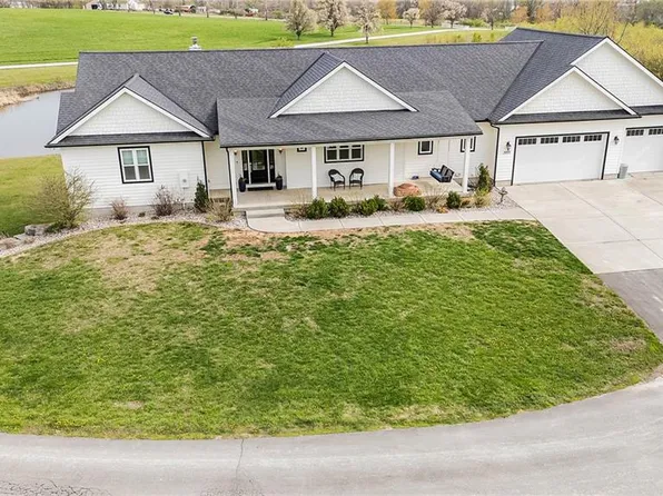 31202 E Pink Hill Rd, Grain Valley, MO 64029