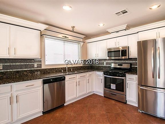 3rd image of 3963 Prairie Gold Ct