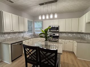 2402 Greenside Ct, Austell, GA 30106