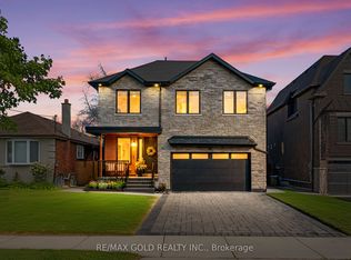 99 27th St, Toronto, ON M8W 2X6