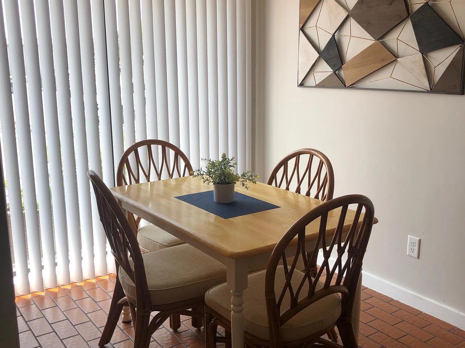 6 Costa Del Sol Dr — Photo 2
